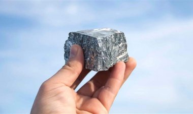 كازاخستان "تعثر على المستقبل".. 17 معدن "نادر" قد تتصارع عليه روسيا والصين وامريكا