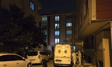 مراهق يطعن صديقته ويقتل والدتها