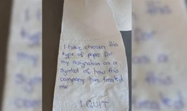 تعبير رمزي لقيمة الموظفين لدى الشركة.. موظفة سنغافورية تقدم استقالتها على "ورق تواليت"