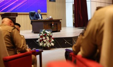 وزير الداخلية يشدد على بناء قاعدة لشرطة العقود