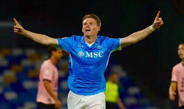 نابولي ينفرد بصدارة الدوري الإيطالي