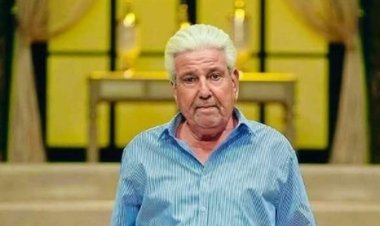 تشييع مهيب للشاعر الكبير موفق محمد وسط مدينة الحلة (صور)