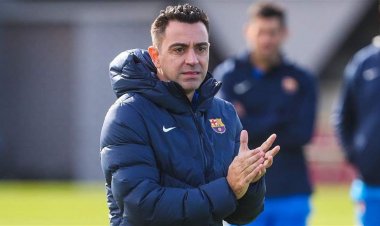 تشافي يعلق على تتويج برشلونة بالدوري الإسباني