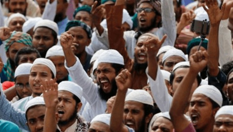 مظاهرة حاشدة في بنغلادش بسبب المرأة.. رفض للحقوق