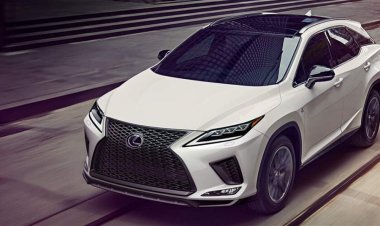 "ماكينة" يستعرض سيارة RXh من Lexus... تعرفوا على مميزاتها!