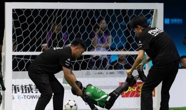 الصين تستعد لاطلاق أول دورة كرة قدم "للروبوتات البشرية"