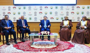 السوداني يؤكد سعة الفرص الاستثمارية المتبادلة في العراق وعُمان لرجال الأعمال من البلدين