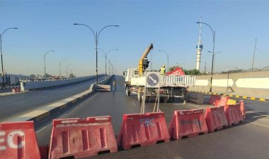 لمدة أربعة أيام.. قطع جسر حيوي وسط بغداد (صور)