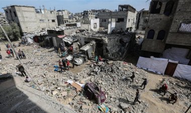 لحظة قصف برج مشتهى في غزة