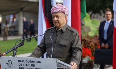 بارزاني يفتتح شارع البيشمركة في باريس