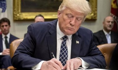 ترامب يوقع امرا لإعداد "قائمة سوداء" للدول.. هل تتضمن العراق؟