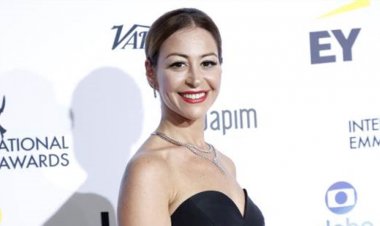 منة شلبي تحصد جائزة الإنجاز الإبداعي في مهرجان الجونة