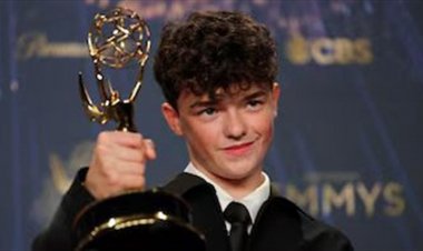 بعمر الـ 15 عامًا.. أوين كوبر أصغر فائز بجائزة "إيمي" في تاريخ التلفزيون