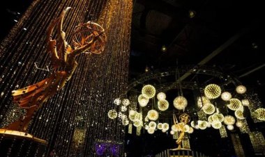 حفل إيمي 2025: جوائز، مفاجآت ورسالة دعم فلسطينية تتصدر المشهد!