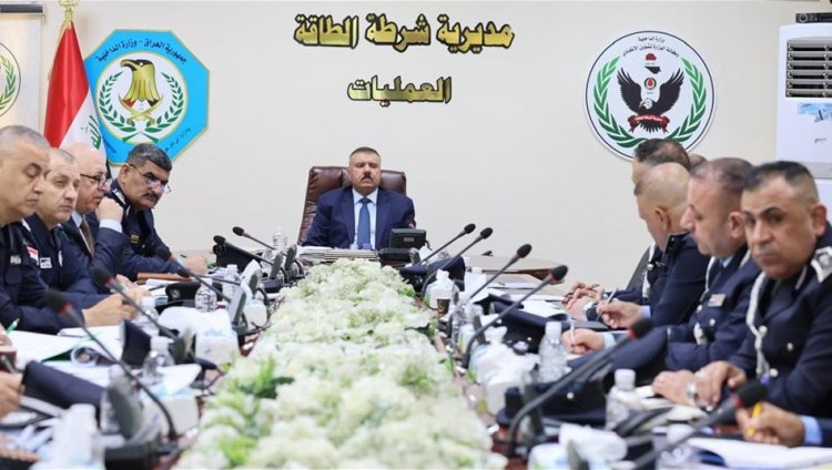 وزير الداخلية يؤكد الجاهزية الكاملة والاستمرار في حماية المواقع والأنابيب النفطية