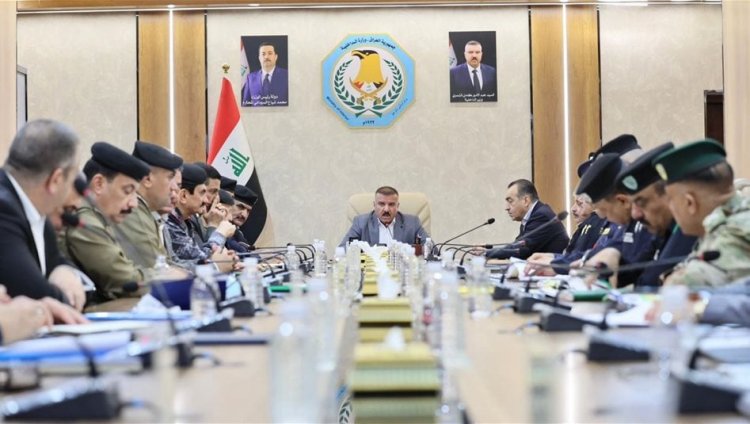 وزير الداخلية يؤكد المضي بعملية حصر السلاح بيد الدولة