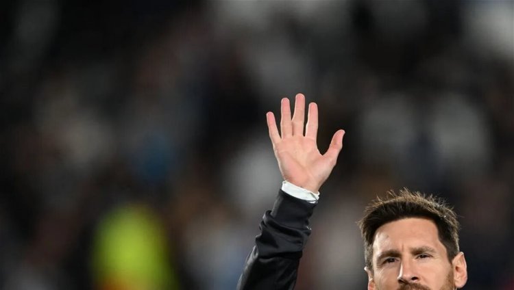 ميسي يختم مسيرته الدولية باحتفال لافت