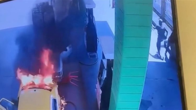 اتصال هاتفي يتسبب باحتراق عجلتين داخل محطة في الكوت