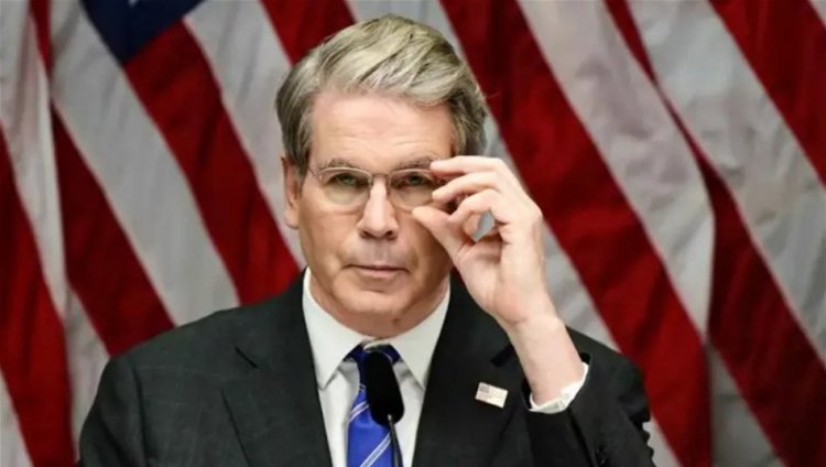 وزير الخزانة الأميركي يدعو إلى مراجعة شاملة لسياسات "الفيدرالي"