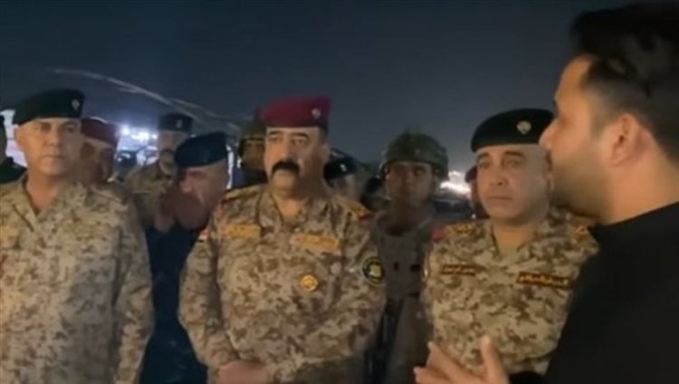 بينما الرصاص يدوي بمعركة منفصلة.. معتصمو منطقة المعامل "يفرشون" معاناتهم امام قائد عمليات بغداد