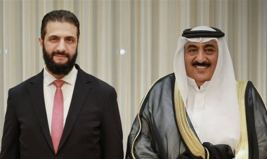 بالصور.. الشرع يلتقي شيخ قبيلة شمر في سوريا