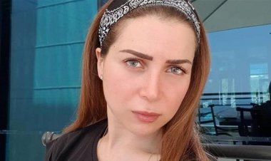 مي عز الدين وتيمور في شهر العسل