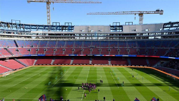 برشلونة ينجح في الحصول على موافقة أوروبية للعودة الى كامب نو