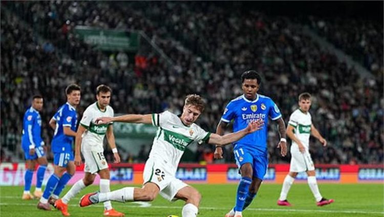 ريال مدريد يعود لصدارة الدوري بعد تعادل مثير مع إلتشي