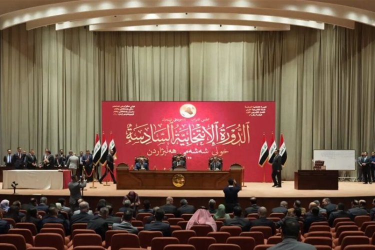 13 مرشحا حتى الان لرئاسة الجمهورية.. هل يوضع اسم "البشير" على سبورة البرلمان ام يستبعده "شرط السلوك"؟