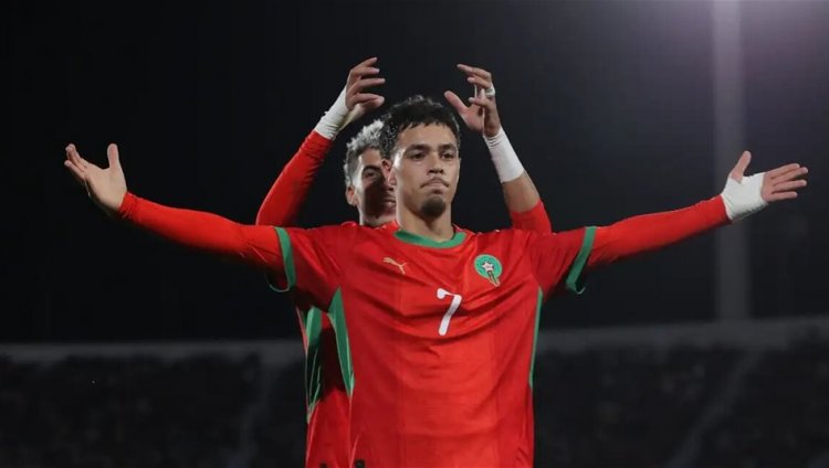 ثلاثة أندية إنجليزية تتنافس على لاعب عربي