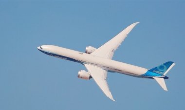 طائرة تزويد وقود أمريكية تطلق استغاثة فوق الخليج